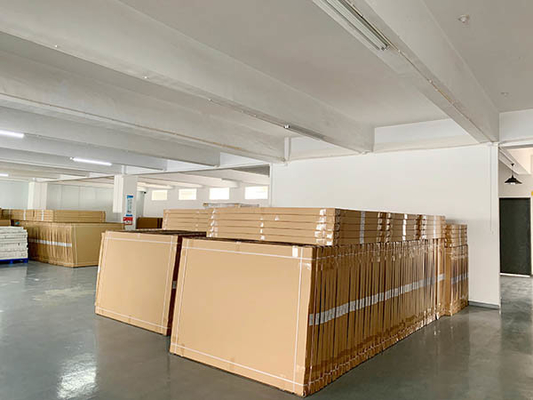 Papan Tulis Interaktif Papan Pelacakan Seluler 83 Inch